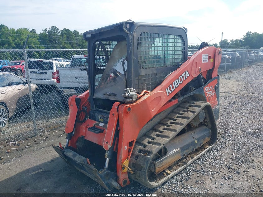2020 KUBOTA SVL75 auction photo 2