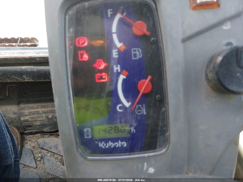 2020 KUBOTA SVL75 auction photo 7
