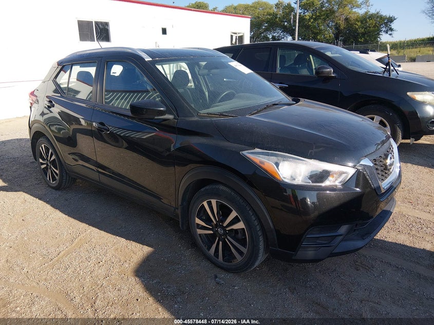 2018 NISSAN KICKS auction photo 1