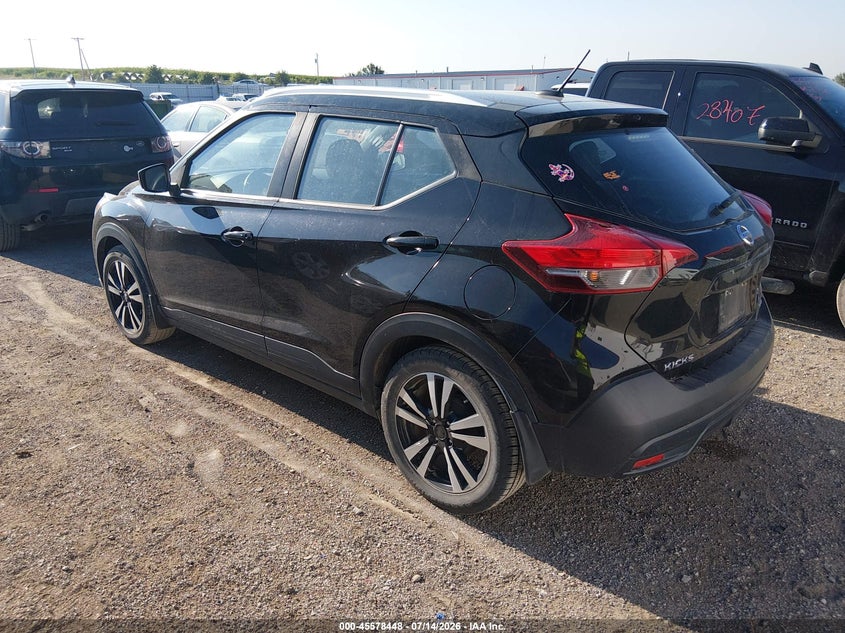 2018 NISSAN KICKS auction photo 3