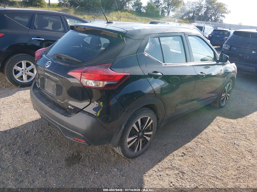 2018 NISSAN KICKS auction photo 4