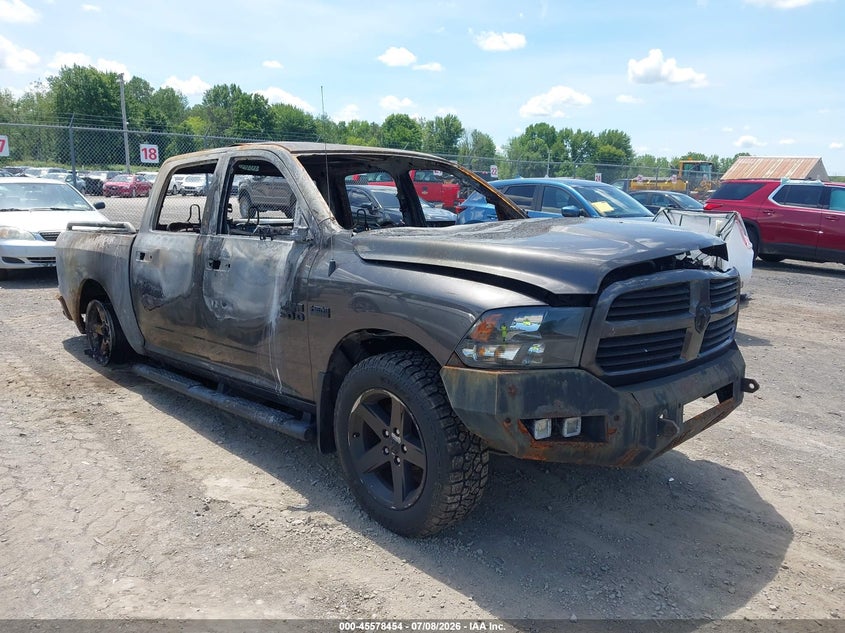 Vin: 3c6rr7kt2hg618223, lot: 46076807, ram 1500 express  4x4 5'7 box 2017 img_1