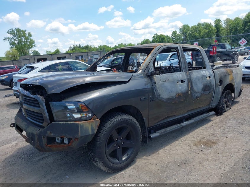 Vin: 3c6rr7kt2hg618223, lot: 46076807, ram 1500 express  4x4 5'7 box 20172