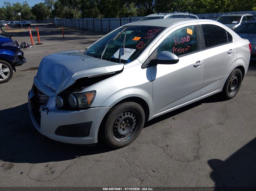 2014 CHEVROLET SONIC auction photo 2