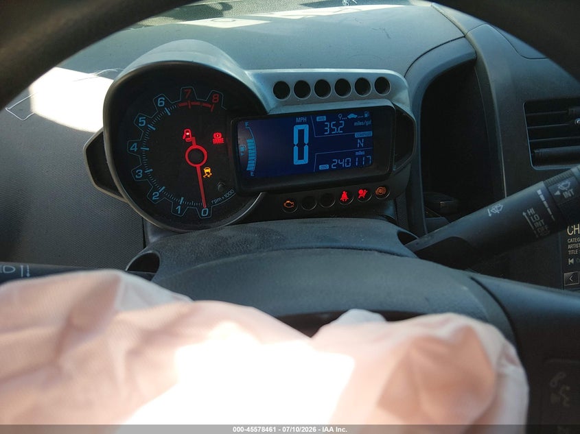 2014 CHEVROLET SONIC auction photo 7