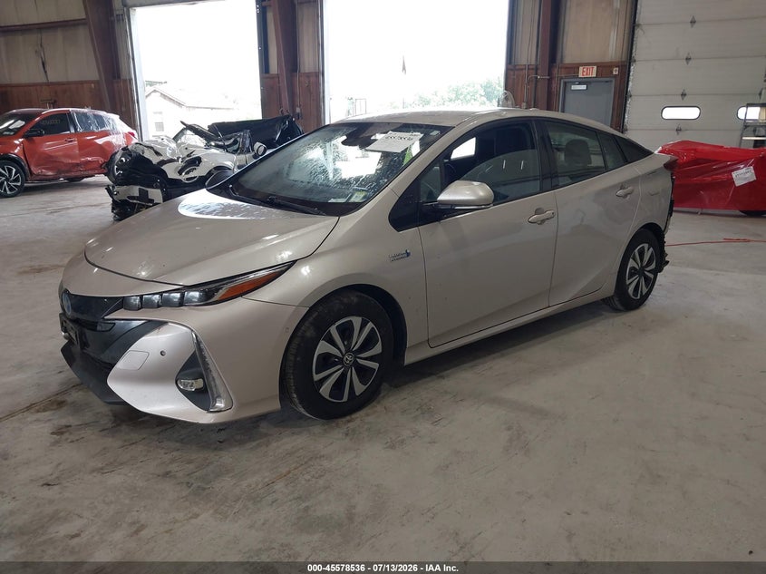 2017 TOYOTA PRIUS PRIME auction photo 2