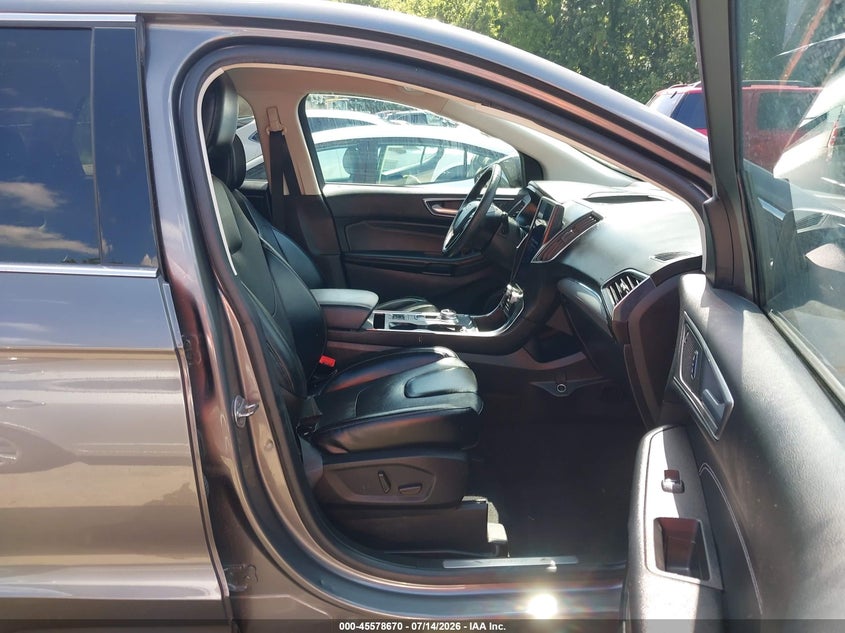 2022 FORD EDGE auction photo 5