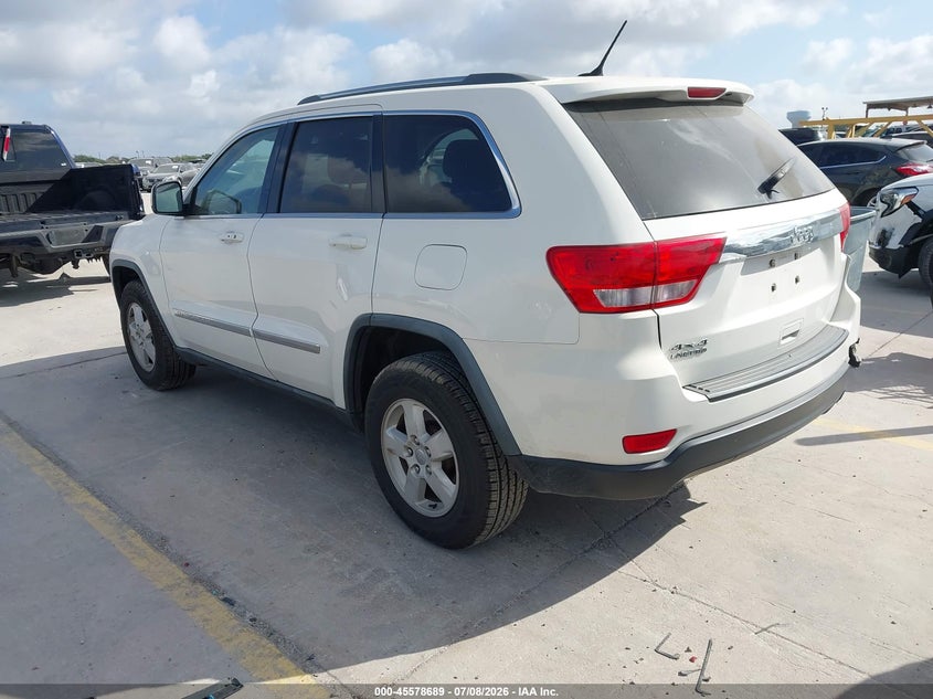 Vin: 1j4rr4gg8bc566636, lot: 46077042, jeep grand cherokee laredo 20113