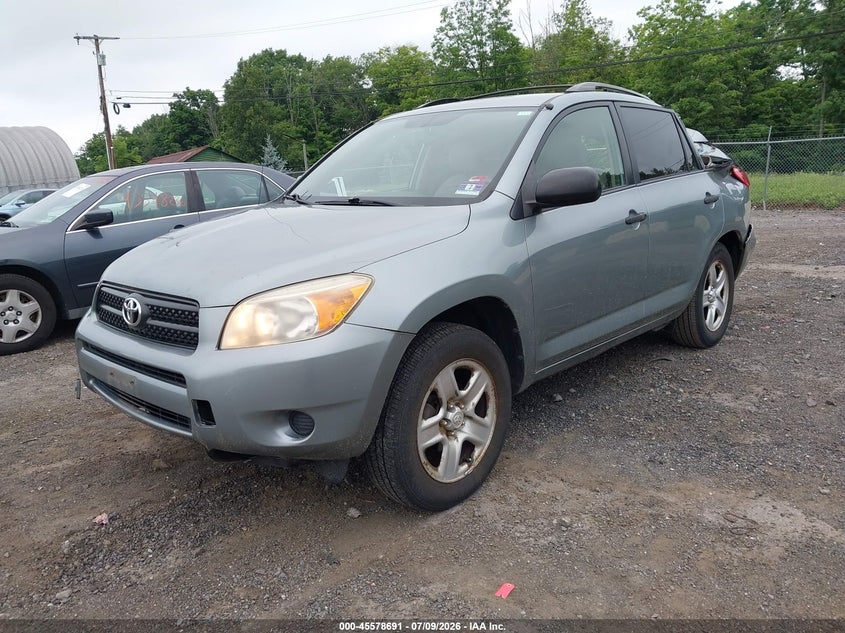 2007 Toyota RAV 4, Roof, IAAI, VIN JTMBD33V975112461 — photo 2