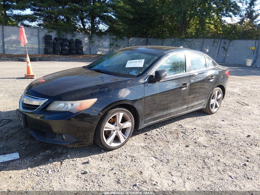 2013 Acura ILX, Flood, IAAI, VIN 19VDE1F50DE020539 — photo 2