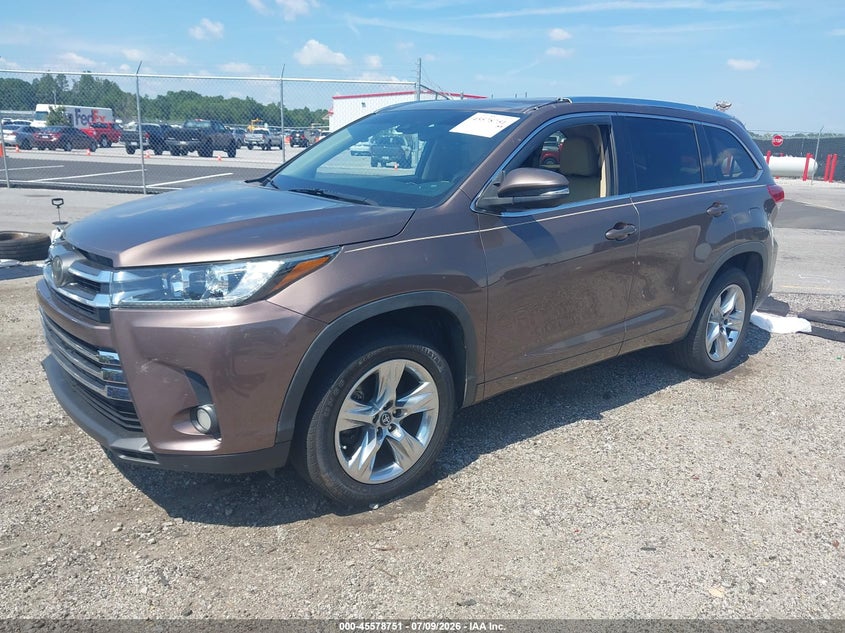 2017 Toyota Highlander, Удар сзади, IAAI, VIN 5TDYZRFH0HS223500 — фото 2