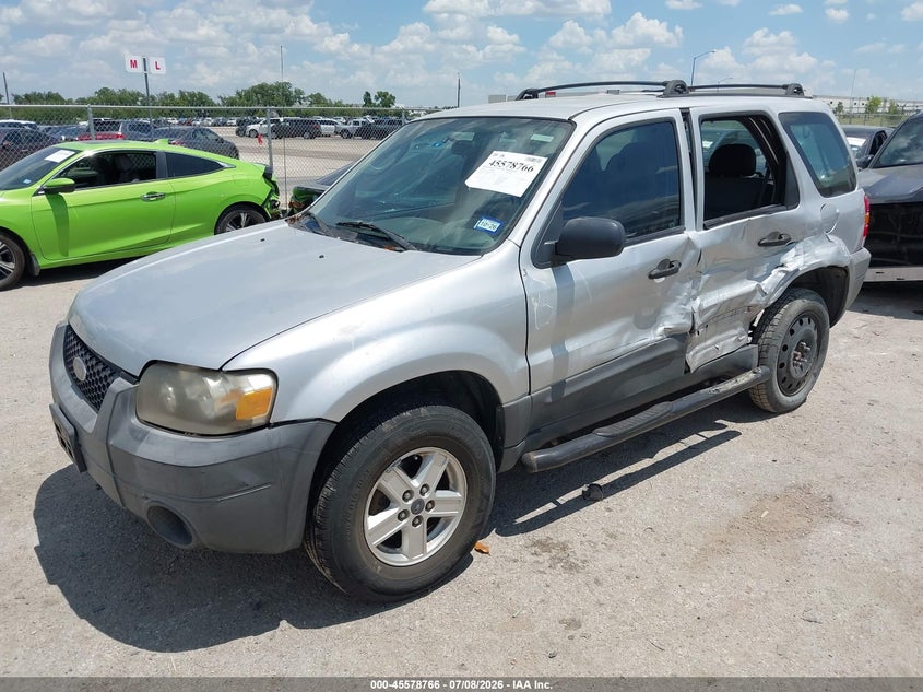 2006 FORD ESCAPE auction photo 2