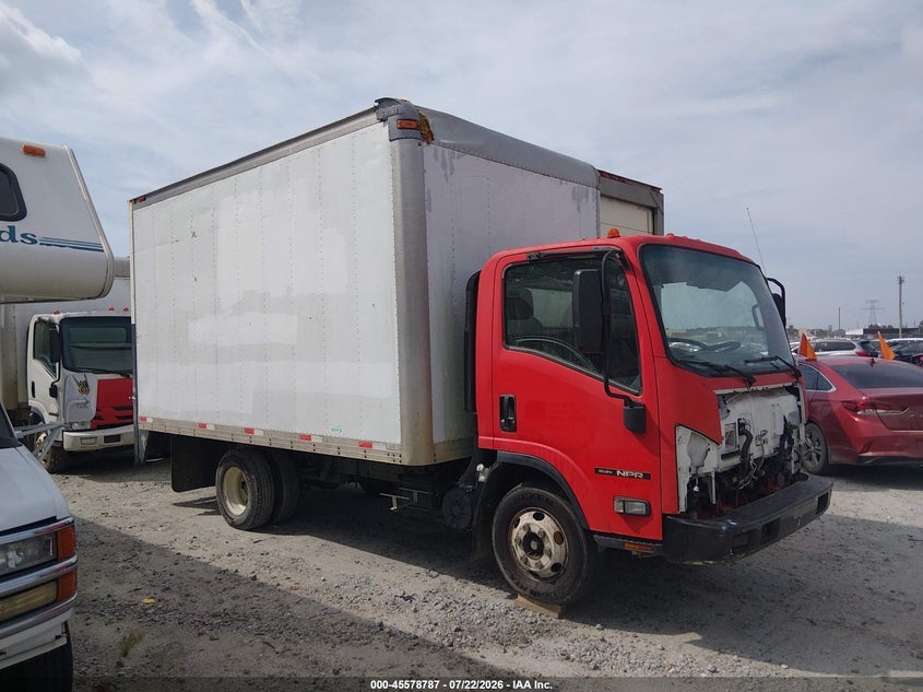 2017 ISUZU NPR GAS REG VAN N/A
