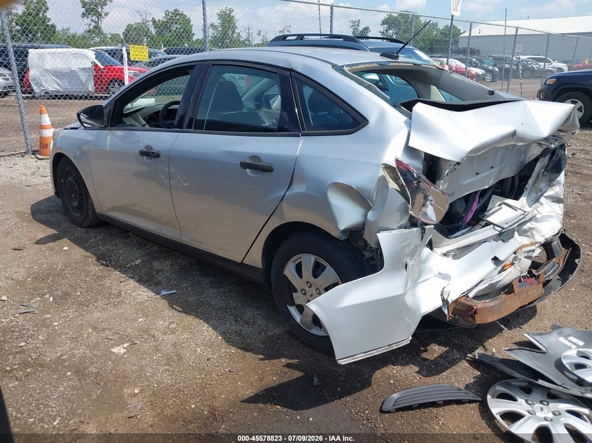 Vin: 1fadp3e28jl310217, lot: 46077175, ford focus s 20183