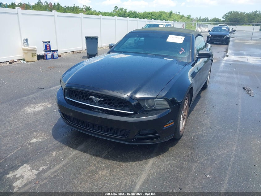 2014 Ford Mustang V6 1ZVBP8EM5E5222216 photo 1