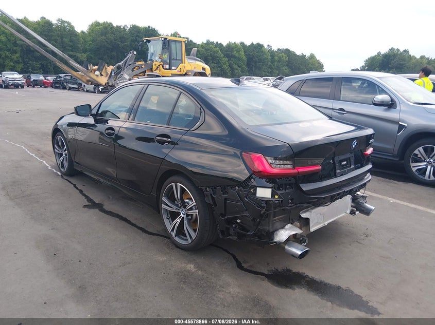 2023 BMW 330E auction photo 3