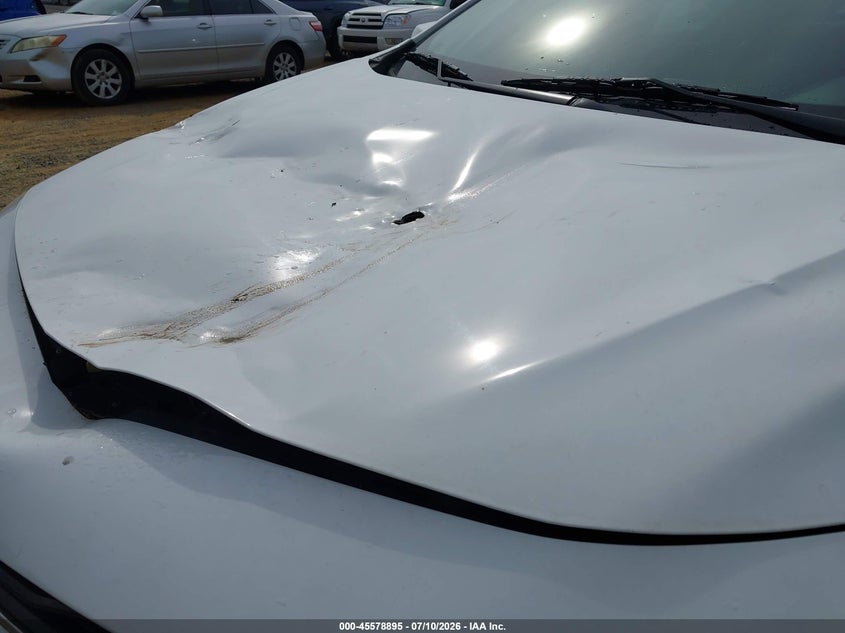 2020 CHEVROLET MALIBU auction photo 6