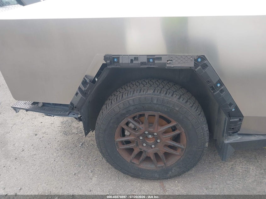 2024 Tesla Cybertruck All-Wheel Drive VIN: 7G2CEHED6RA047387 Lot: 45578897