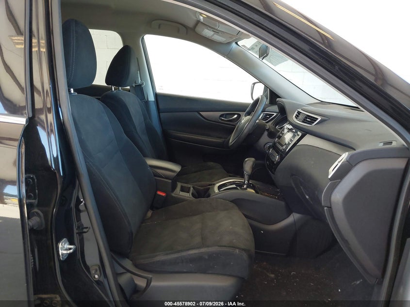 2015 NISSAN ROGUE auction photo 5