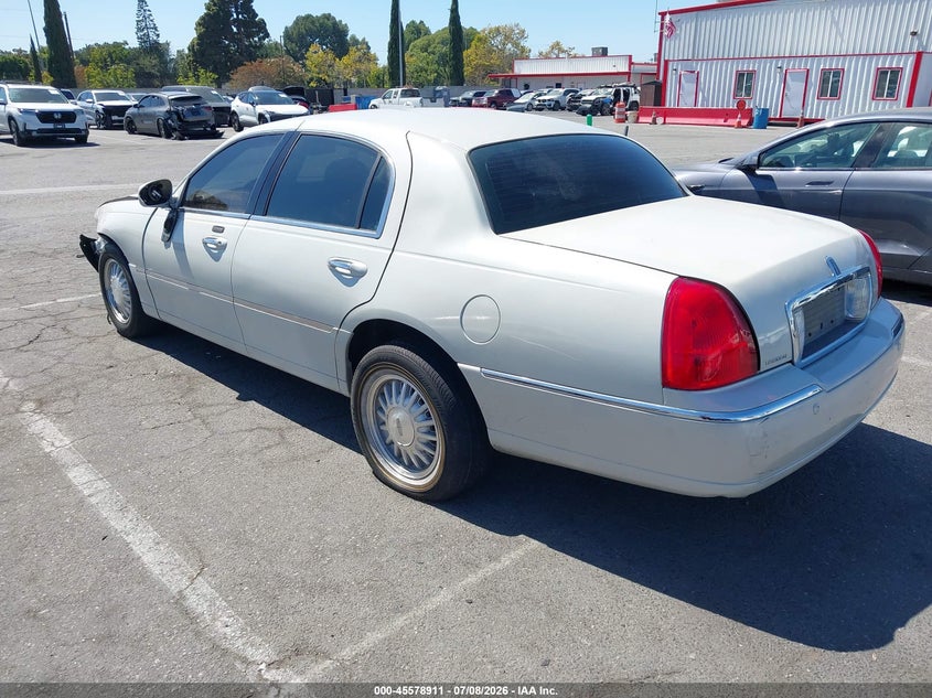 AtlanticExpress - Lincoln Town Car