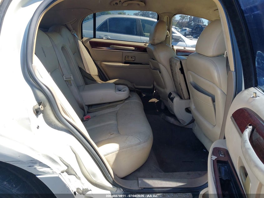 AtlanticExpress - Lincoln Town Car