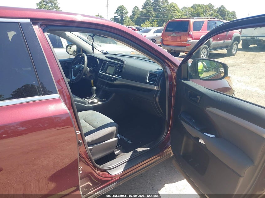 2019 TOYOTA HIGHLANDER auction photo 5