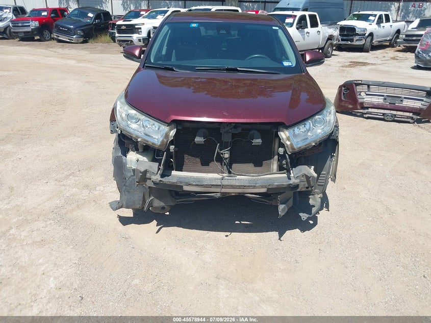 2019 TOYOTA HIGHLANDER auction photo 6