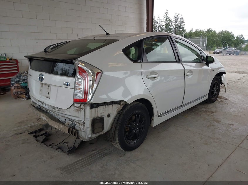 2012 TOYOTA PRIUS auction photo 4