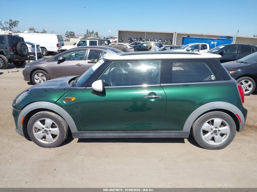 2015 Mini Hardtop Cooper VIN: WMWXM5C59FT942138 Lot: 45579075
