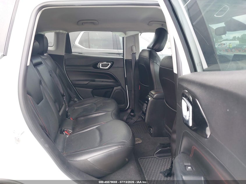 2022 JEEP COMPASS TRAILHAWK 4X4 · Фото 8