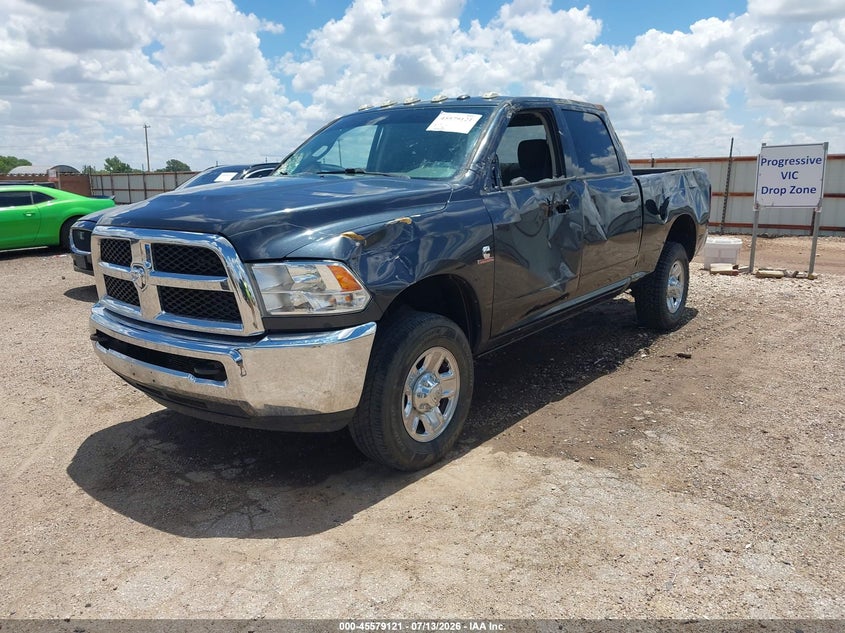 Vin: 3c6ur5cl8jg240153, lot: 46077474, ram 2500 tradesman  4x4 6'4 box 20182
