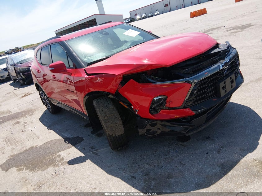 2024 CHEVROLET BLAZER — zdjęcie z aukcji