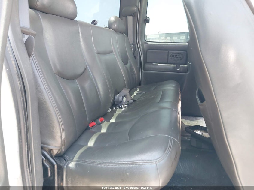 2003 CHEVROLET SILVERADO 2500HD auction photo 8
