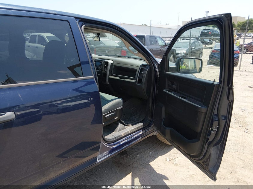 2016 RAM 1500 auction photo 5