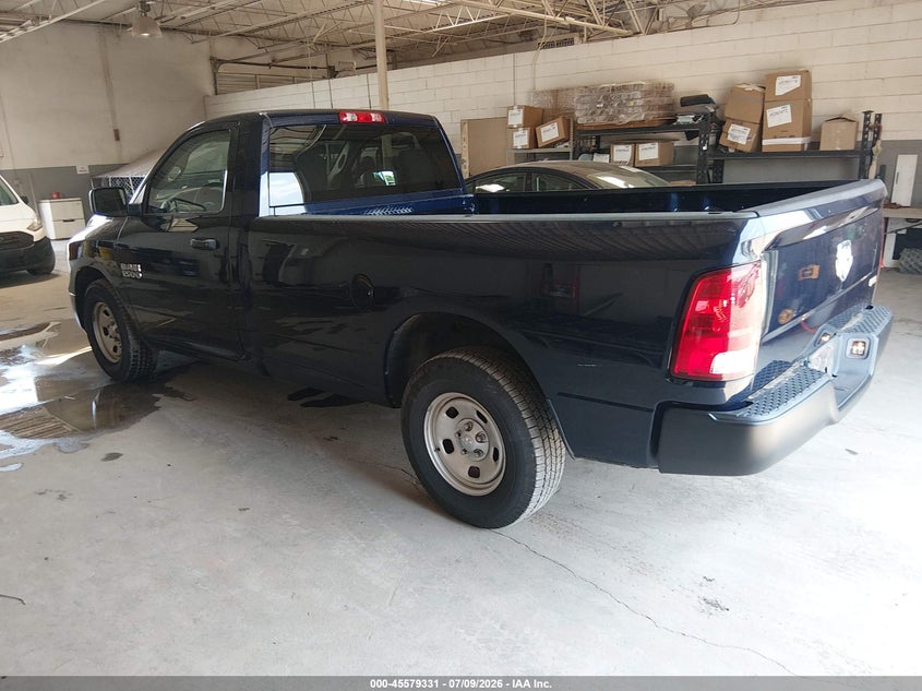 2017 RAM 1500 auction photo 3