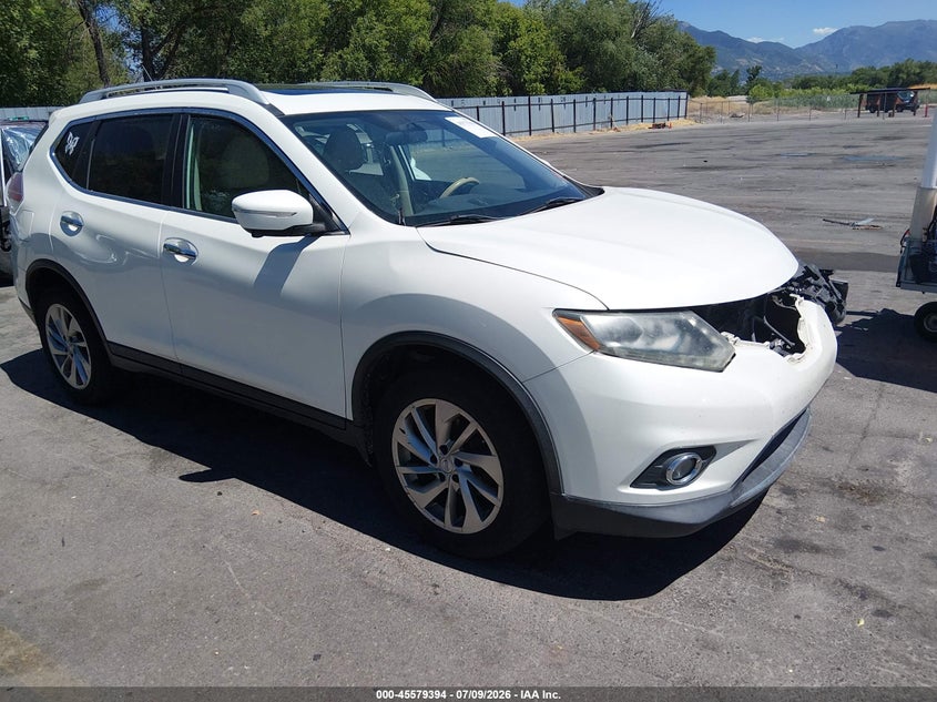 2015 NISSAN ROGUE auction photo 1