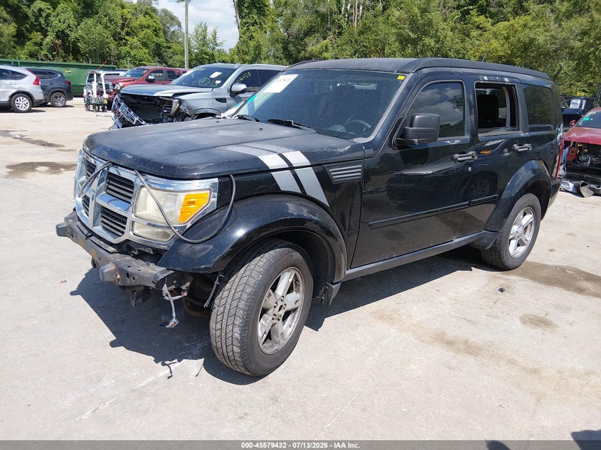 Фото 2 - DODGE NITRO