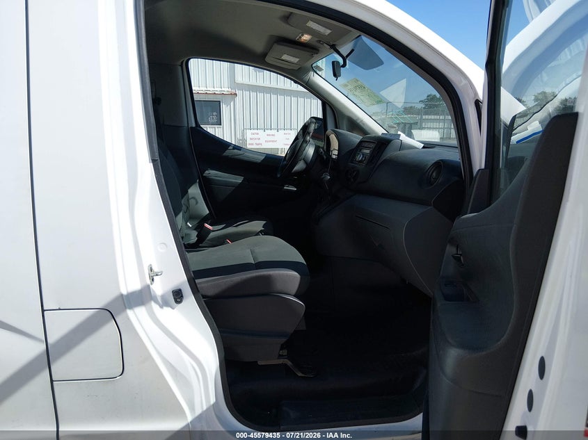 2017 NISSAN NV200 auction photo 5