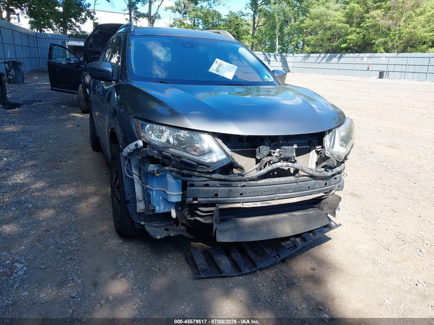 Фото 6 - NISSAN ROGUE