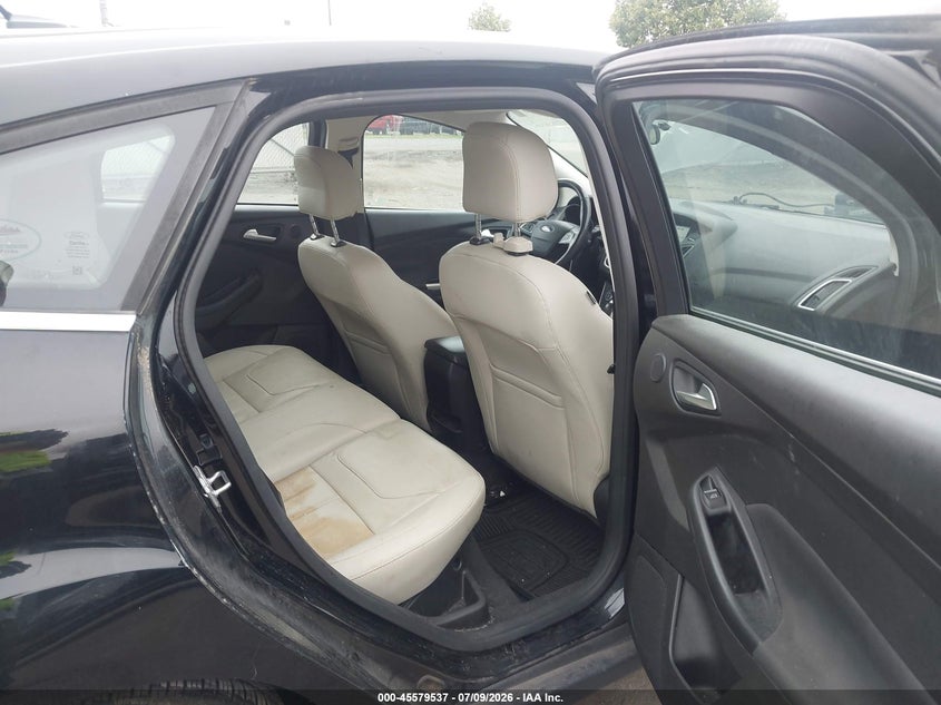 2016 FORD FOCUS auction photo 8
