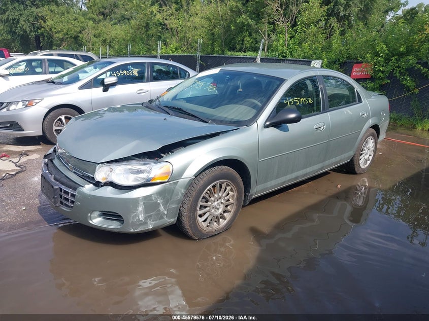 2004 CHRYSLER SEBRING auction photo 2