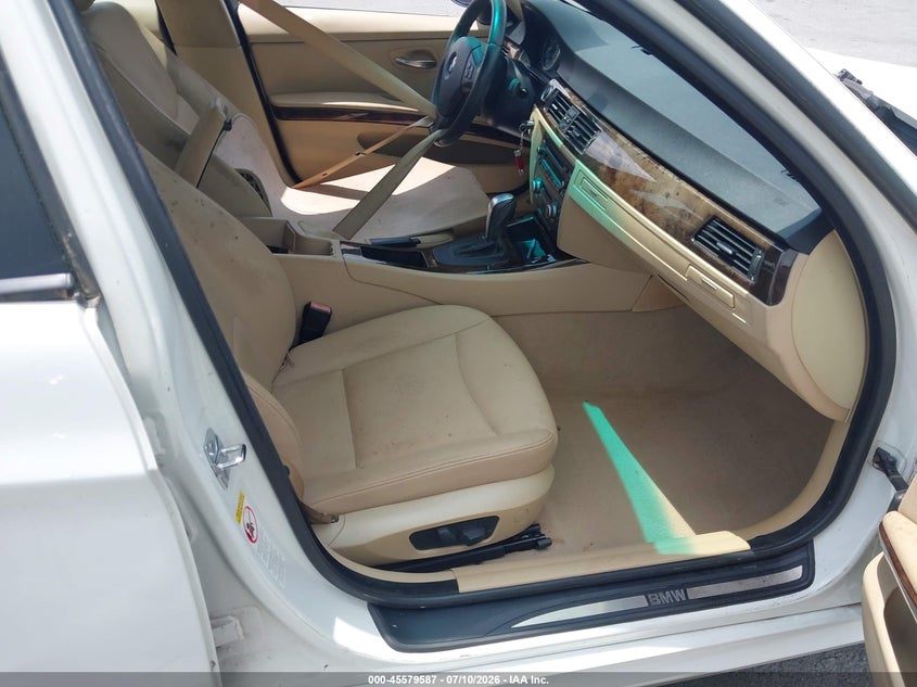 2009 BMW 328I auction photo 5