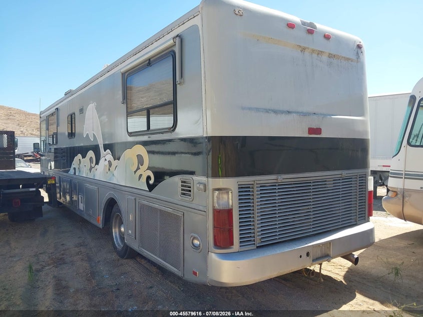 1994 SPARTAN MOTORS MOTORHOME auction photo 3