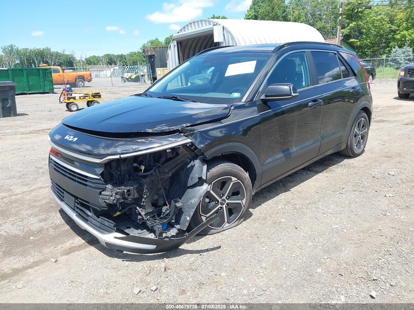 2023 Kia Niro, Left Front, IAAI, VIN KNDCR3LE7P5099070 — photo 2