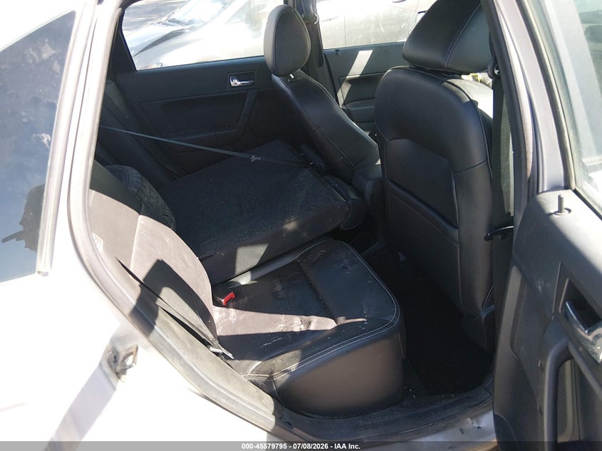 2011 FORD FOCUS SEDAN 2.0L I-4 DOHC, 140HP