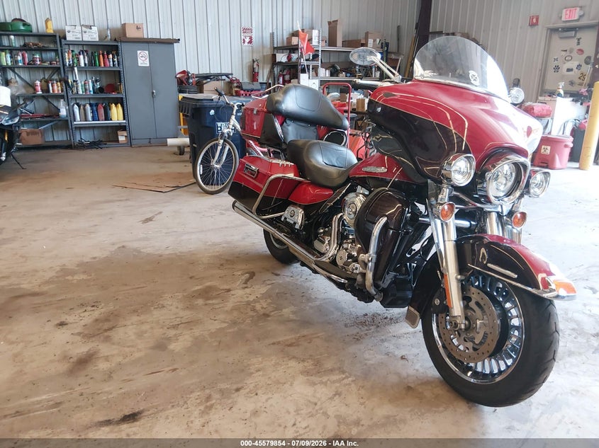 2011 Harley-Davidson FLHTK