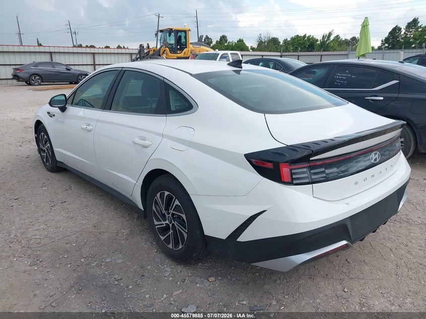 AtlanticExpress - Hyundai Sonata Hybrid