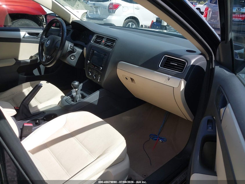 AtlanticExpress - Volkswagen Jetta
