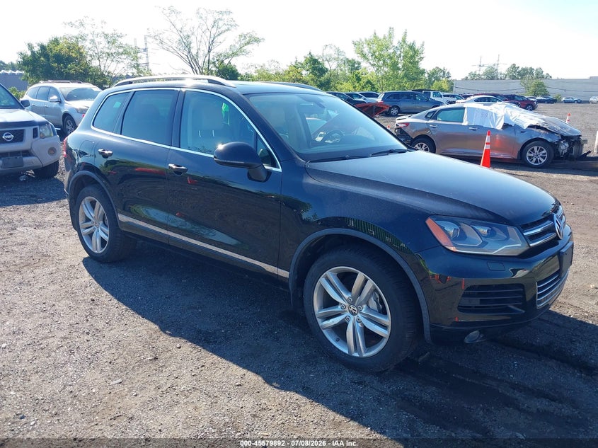 Vin: wvgek9bp6cd006568, lot: 46078245, volkswagen touareg tdi executive 2012 img_1