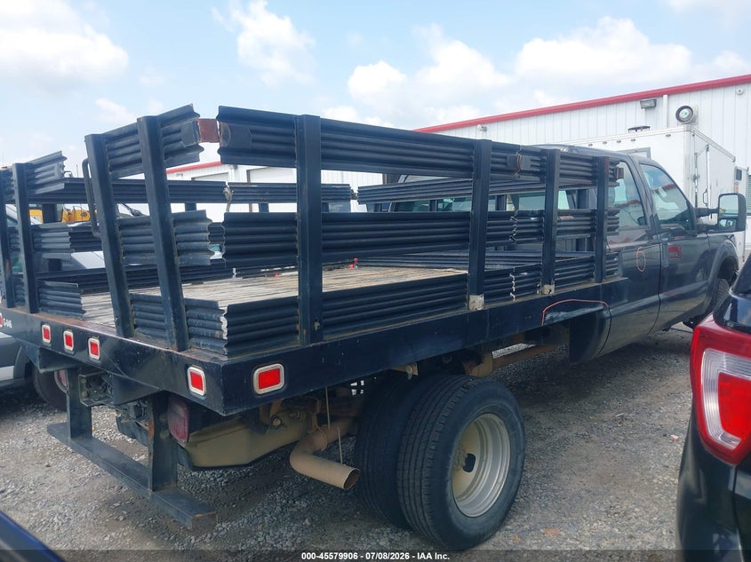 2016 FORD F-350 CHASSIS auction photo 4